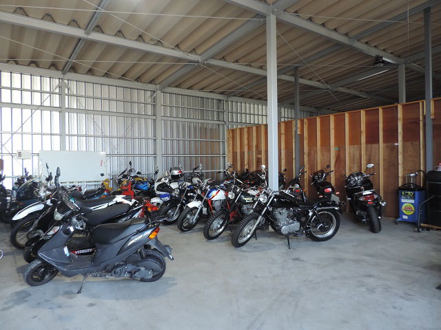 バイク保管スペース